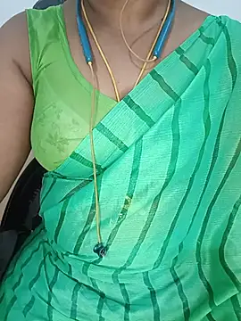 Snapshot of Tamil-hotwife chatting on June 2026 05:26:01 PM Tamil-hotwife online show from June 2026 05:26:01 PM