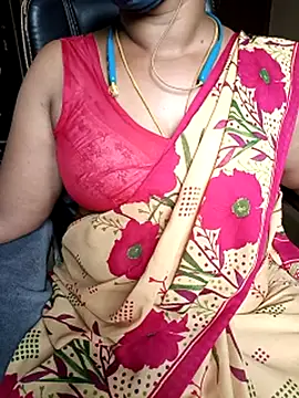 Snapshot of Tamil-hotwife chatting on July 2026 05:45:02 AM Tamil-hotwife online show from July 2026 05:45:02 AM