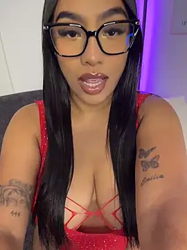 Sara mocca  online show from April 2026 08:50:01 PM