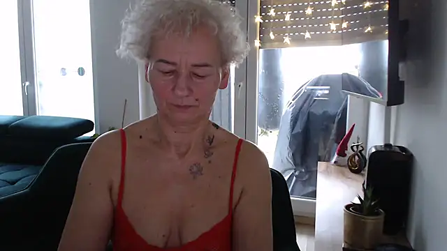 Snapshot of Hot_Ann52 chatting on December 2024 11:27:01 AM Hot Ann52 online show from December 2024 11:27:01 AM