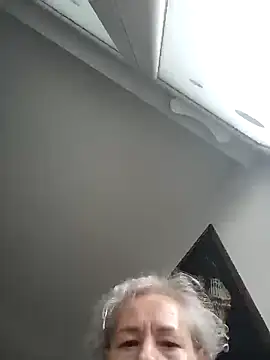 Snapshot of Hot_Ann52 chatting on February 2025 06:35:01 PM Hot Ann52 online show from February 2025 06:35:01 PM