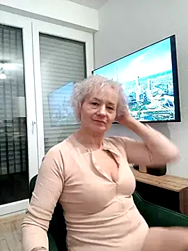 Snapshot of Hot_Ann52 chatting on February 2025 06:48:02 PM Hot Ann52 online show from February 2025 06:48:02 PM