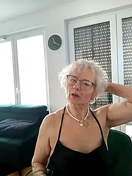 Snapshot of Hot_Ann52 chatting on February 2025 10:23:01 AM Hot Ann52 online show from February 2025 10:23:01 AM