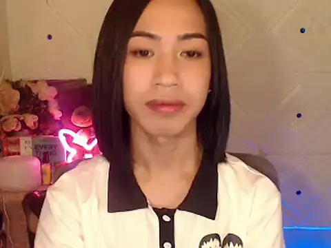 Snapshot of Lemonadexxx chatting on March 2025 01:31:02 PM Lemonadexxx online show from March 2025 01:31:02 PM