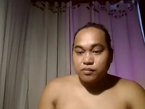 Snapshot of bettina_love chatting on May 2026 07:14:02 AM bettina love online show from May 2026 07:14:02 AM