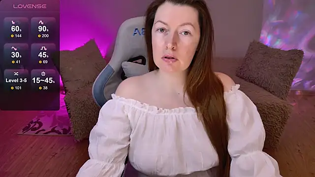 Snapshot of Kira_land chatting on May 2026 06:23:02 PM Kira land online show from May 2026 06:23:02 PM