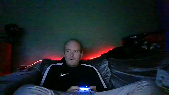 Snapshot of Janssen88 chatting on November 2025 05:28:02 PM Janssen88 online show from November 2025 05:28:02 PM