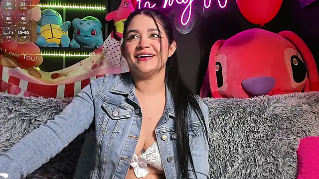 Emilyjhonson 01 online show from February 2025 01:35:02 PM