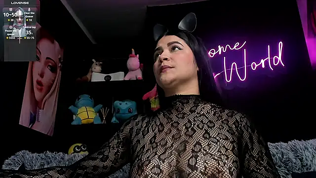 Emilyjhonson 01 online show from October 2025 01:01:01 PM