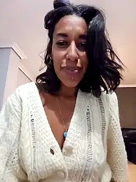 Snapshot of Goldenlace chatting on January 2025 08:19:02 PM Goldenlace online show from January 2025 08:19:02 PM