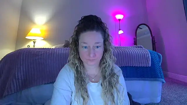 Vivian MayXxX online show from February 2025 07:46:01 PM