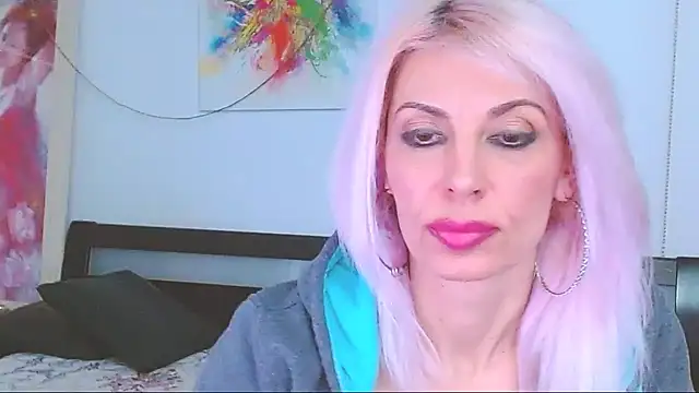 HoneyLara online show from February 2025 06:54:02 AM