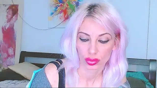 HoneyLara online show from March 2025 02:10:02 AM