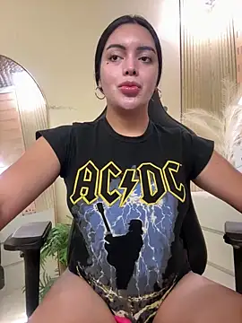 Snapshot of HotstuffCherrySummer chatting on November 2025 08:31:01 AM HotstuffCherrySummer online show from November 2025 08:31:01 AM