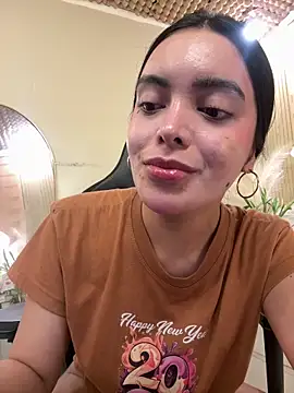 Snapshot of HotstuffCherrySummer chatting on May 2026 10:32:02 AM HotstuffCherrySummer online show from May 2026 10:32:02 AM