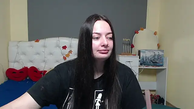 Snapshot of MilanaPrice chatting on November 2025 07:22:02 AM MilanaPrice online show from November 2025 07:22:02 AM