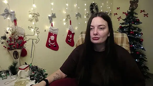 Snapshot of MilanaPrice chatting on December 2025 06:36:01 PM MilanaPrice online show from December 2025 06:36:01 PM