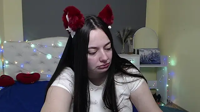 Snapshot of MilanaPrice chatting on January 2026 06:39:01 AM MilanaPrice online show from January 2026 06:39:01 AM