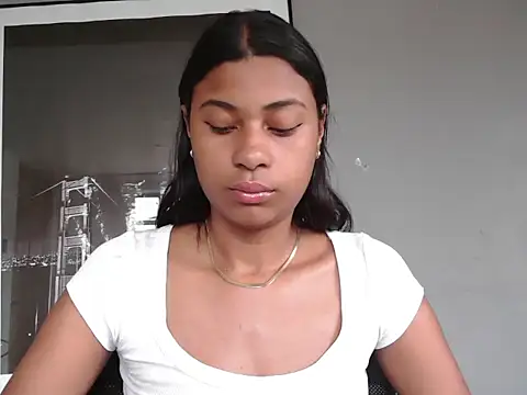 dark enchantress  online show from January 2026 07:19:02 PM