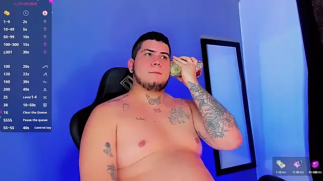 Snapshot of Thomas_chubbyxhot chatting on January 2025 04:50:02 PM Thomas chubbyxhot online show from January 2025 04:50:02 PM