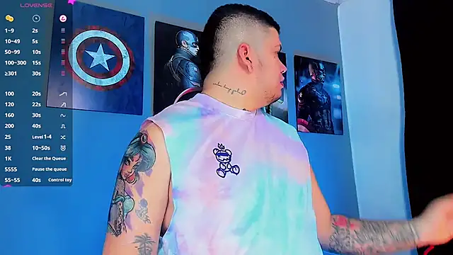 Snapshot of Thomas_chubbyxhot chatting on January 2025 10:01:01 PM Thomas chubbyxhot online show from January 2025 10:01:01 PM