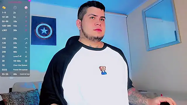 Snapshot of Thomas_chubbyxhot chatting on February 2025 06:08:01 AM Thomas chubbyxhot online show from February 2025 06:08:01 AM