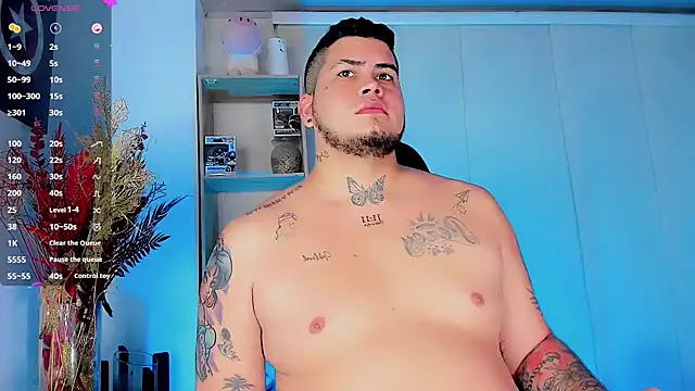 Snapshot of Thomas_chubbyxhot chatting on February 2025 04:37:01 AM Thomas chubbyxhot online show from February 2025 04:37:01 AM