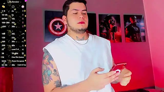 Snapshot of Thomas_chubbyxhot chatting on March 2025 05:06:02 PM Thomas chubbyxhot online show from March 2025 05:06:02 PM