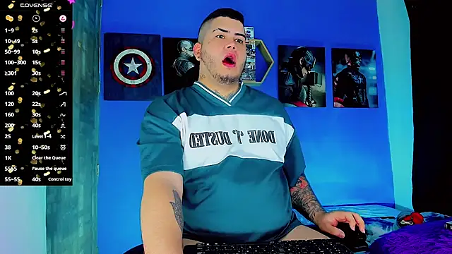 Snapshot of Thomas_chubbyxhot chatting on October 2025 12:09:02 AM Thomas chubbyxhot online show from October 2025 12:09:02 AM