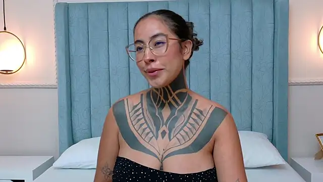 NicoleBlum online show from July 2026 07:29:02 PM