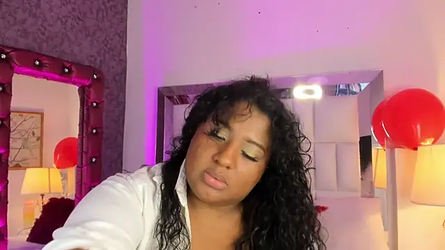 DannaFalco25 online show from February 2025 07:38:01 PM