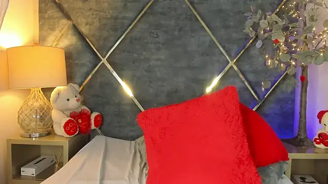 DannaFalco25 online show from February 2025 09:05:02 PM