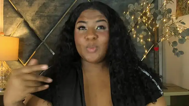 DannaFalco25 online show from March 2025 11:00:02 PM