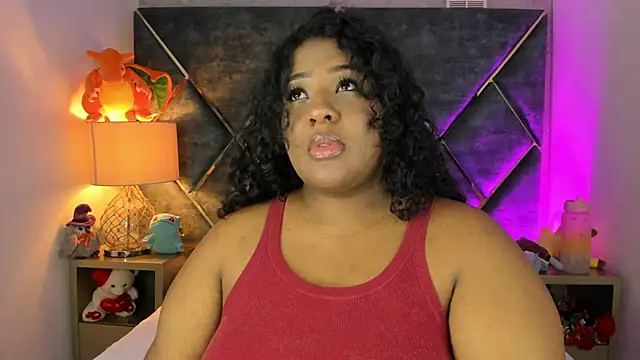 DannaFalco25 online show from October 2025 08:07:01 PM