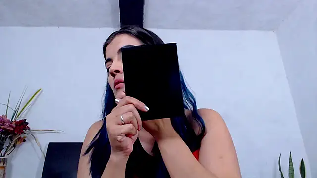 AikoTailor online show from September 2025 11:07:01 PM