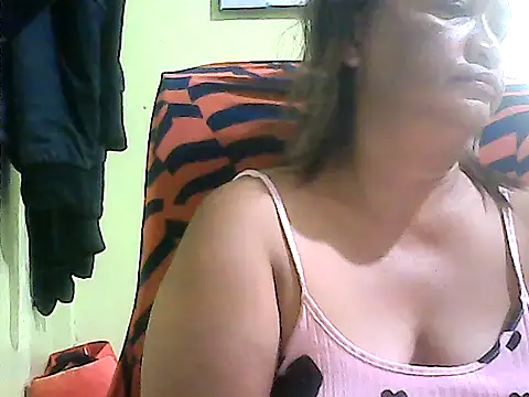 hott scarlett online show from July 2026 10:36:01 PM