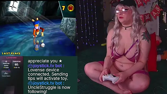 evamila online show from November 2025 12:24:01 AM