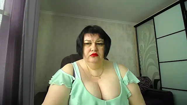 JuicyLady Di online show from March 2026 05:57:01 AM