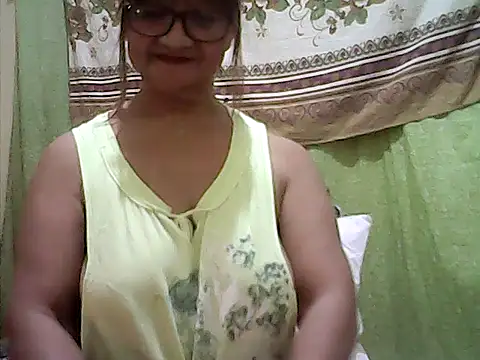 Snapshot of ScorpionLove12 chatting on May 2026 04:01:01 PM ScorpionLove12 online show from May 2026 04:01:01 PM