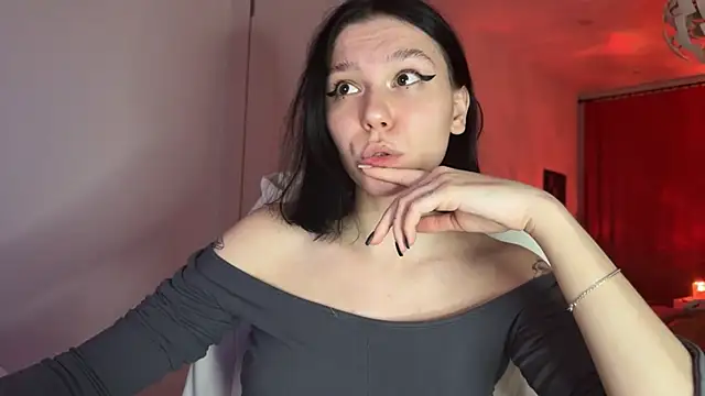 Snapshot of pinkdolly18 chatting on March 2025 09:35:01 PM pinkdolly18 online show from March 2025 09:35:01 PM