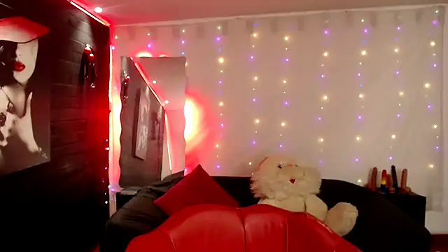 Snapshot of agatha_prime chatting on December 2025 09:23:02 PM agatha prime online show from December 2025 09:23:02 PM