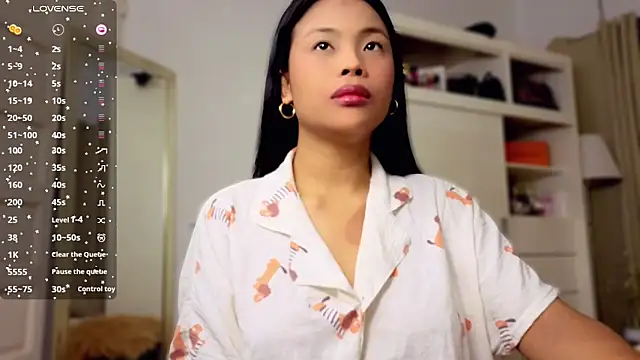 venusangelicxx online show from February 2026 05:00:02 PM