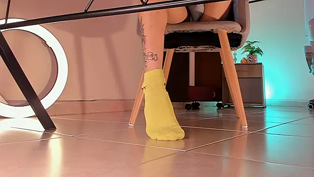 Snapshot of ArchieCollins chatting on November 2025 04:23:02 AM ArchieCollins online show from November 2025 04:23:02 AM