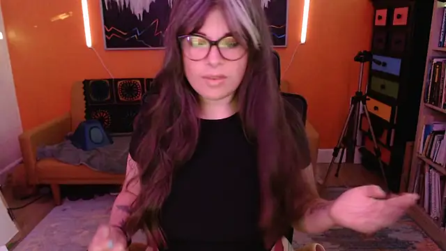 TheLenaAdams online show from November 2025 02:49:02 PM