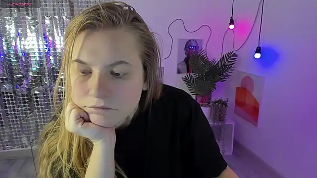 JadeSoft online show from December 2024 01:43:02 PM