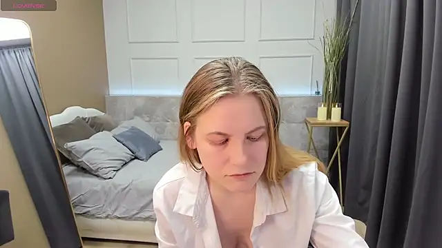 JadeSoft online show from December 2024 11:42:01 PM