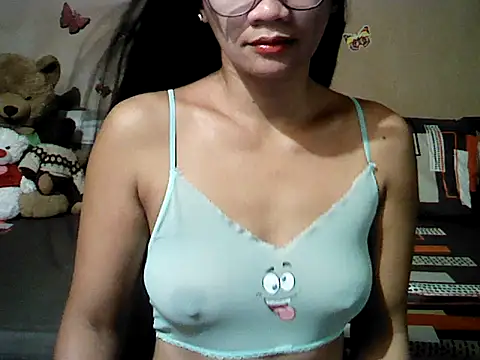 Snapshot of Mia_Rein chatting on July 2026 01:30:01 PM Mia Rein online show from July 2026 01:30:01 PM