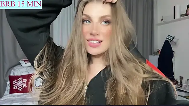 Snapshot of Just_alice chatting on February 2025 01:51:02 PM Just alice online show from February 2025 01:51:02 PM