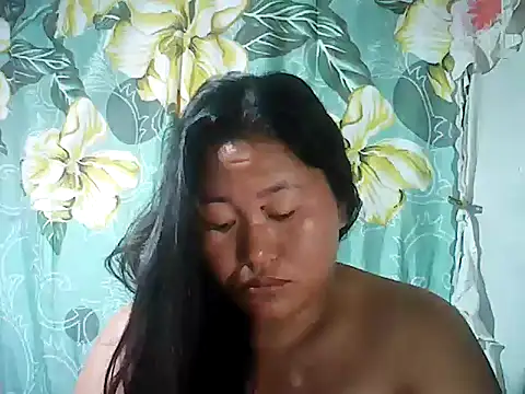 Snapshot of Sexyhorney4u chatting on September 2025 09:25:01 PM Sexyhorney4u online show from September 2025 09:25:01 PM