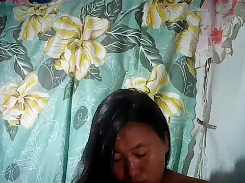 Snapshot of Sexyhorney4u chatting on September 2025 12:28:02 PM Sexyhorney4u online show from September 2025 12:28:02 PM